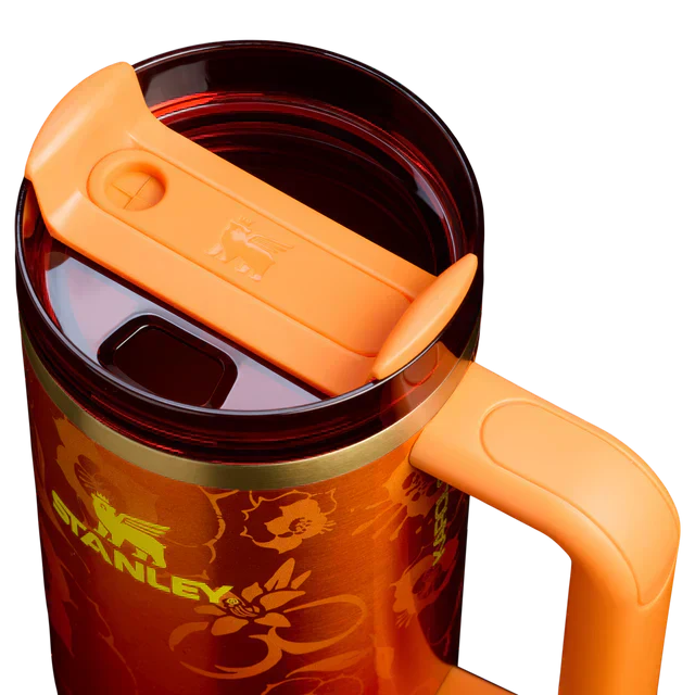 Stanley 1913 x KAROL G TROPICOQUETA 30 oz Quencher H2.O FlowState™ Tumbler – Limited Edition Gold